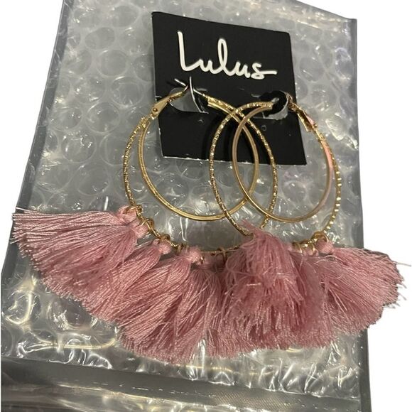 Lulus Double Hoop Gold Tone Pink Tassel Earrings NEW - Picture 1 of 4